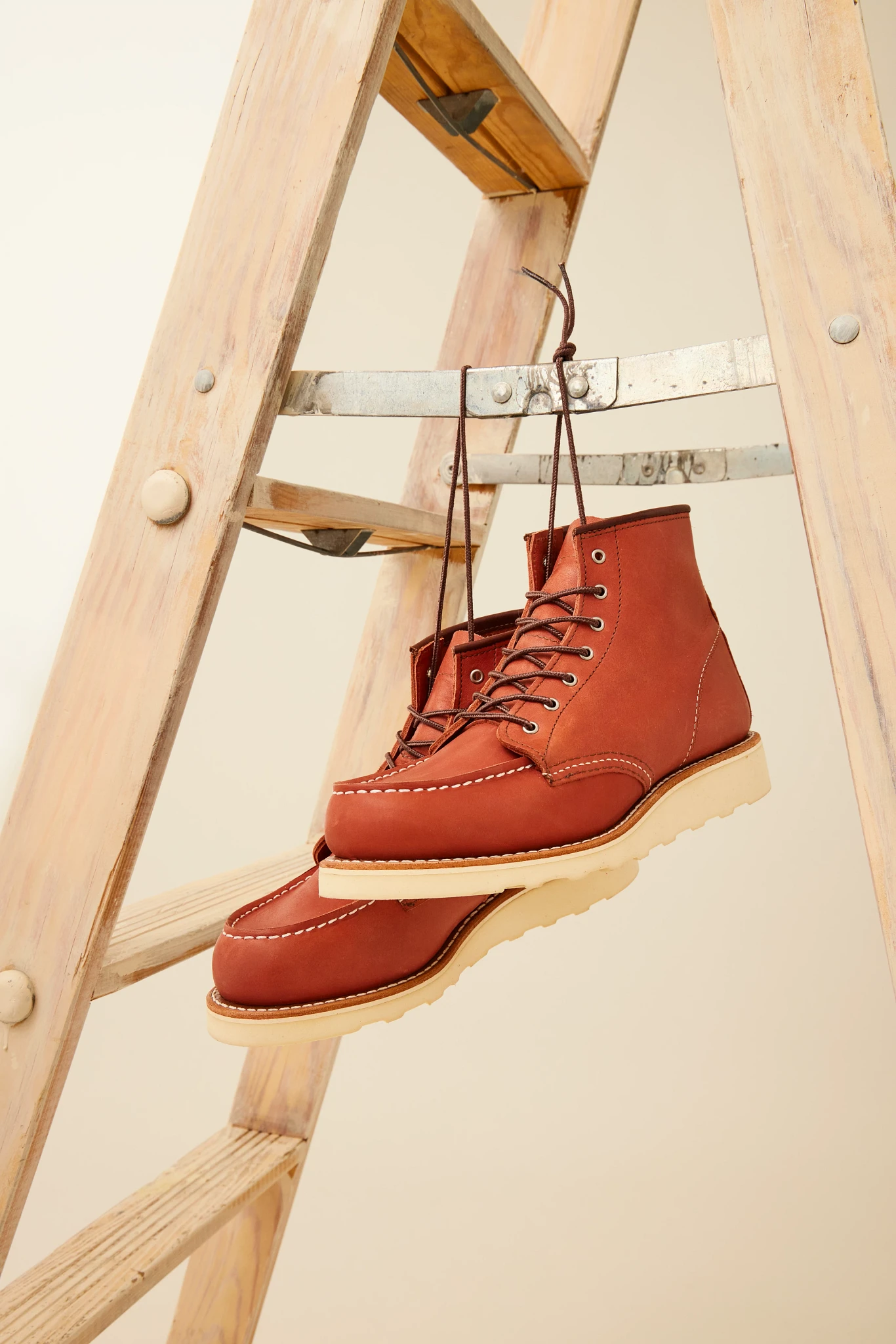 Red Wing Classic